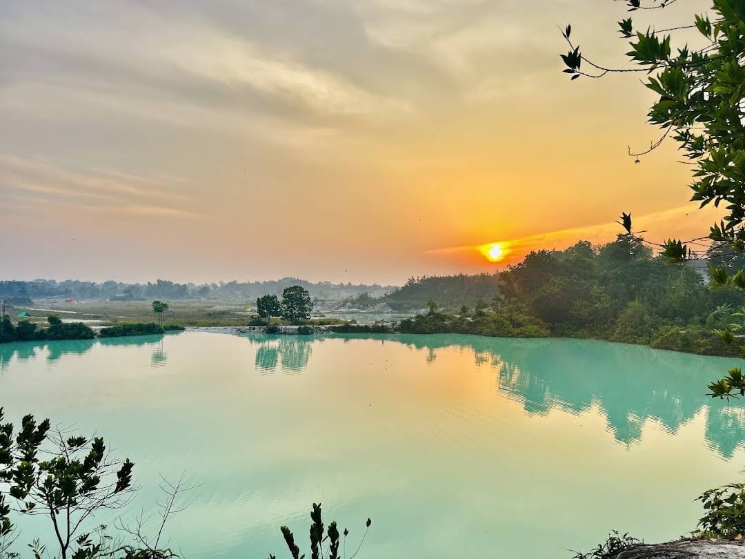 Danau Biru