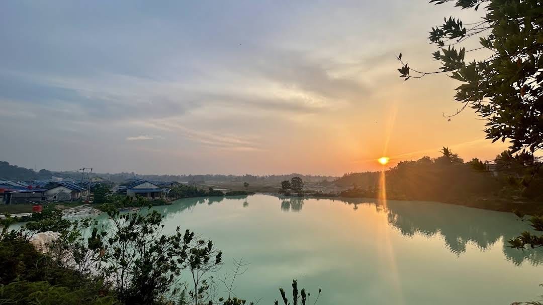 Danau Biru